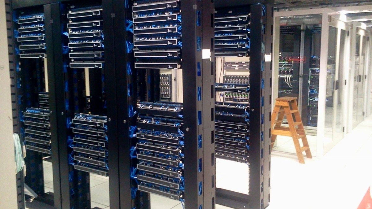 Регламенты по информационной безопасности: доступ, пароли, резервное копирование в Когалым