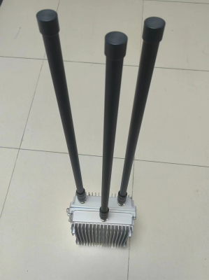 Трехканальный автомобильный подавитель FPV БПЛА